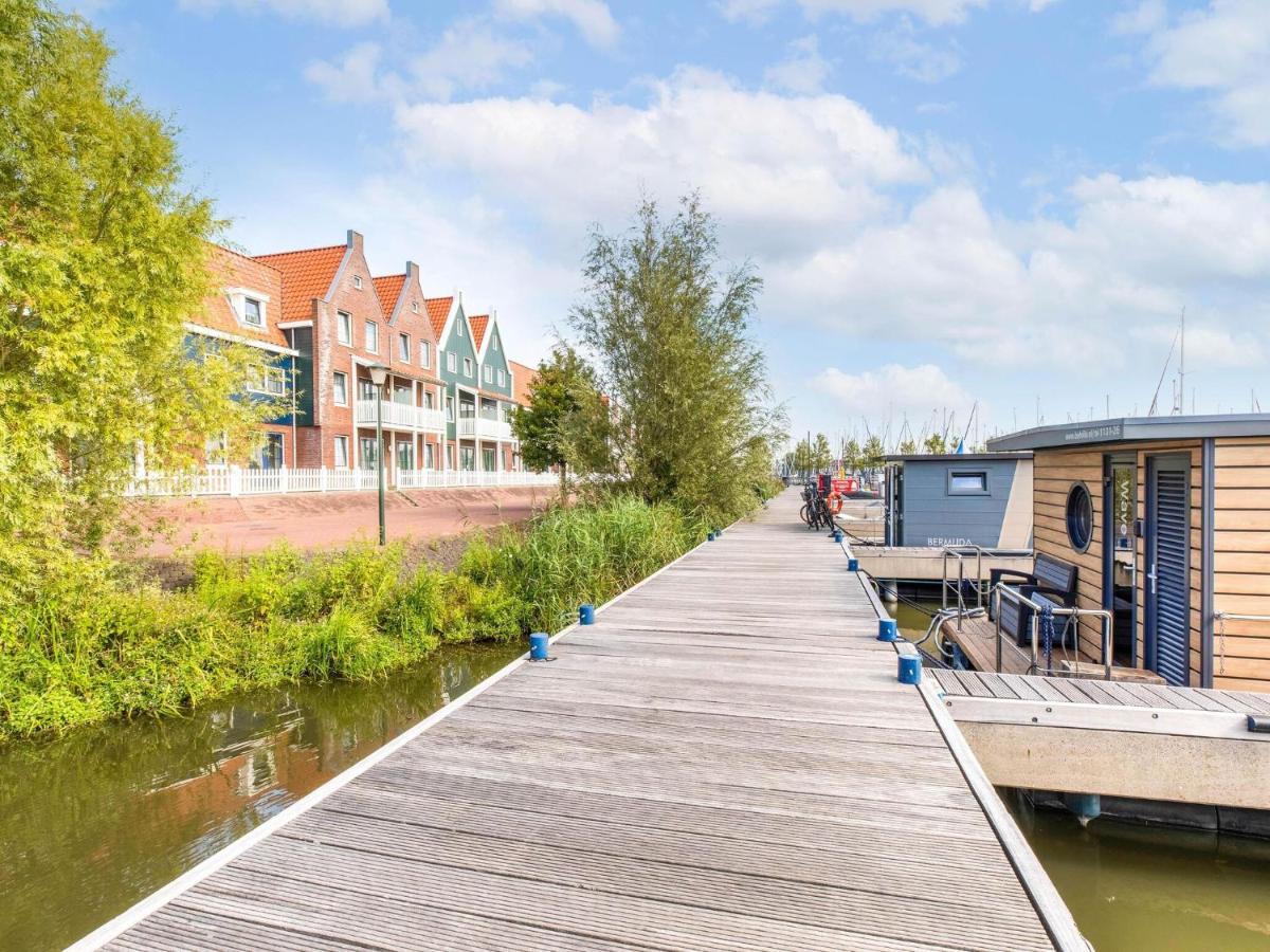 Comfortable Houseboat In Volendam Marina 外观 照片