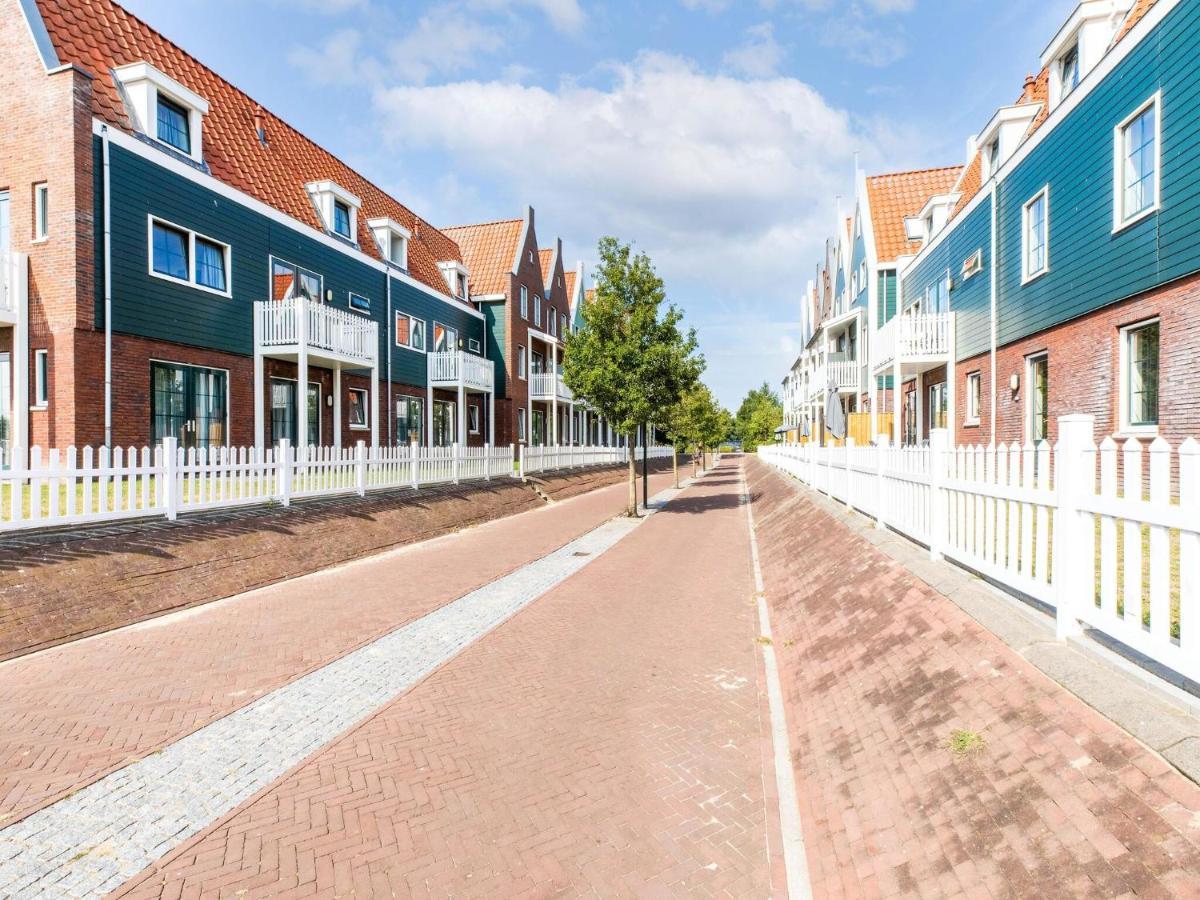 Comfortable Houseboat In Volendam Marina 外观 照片