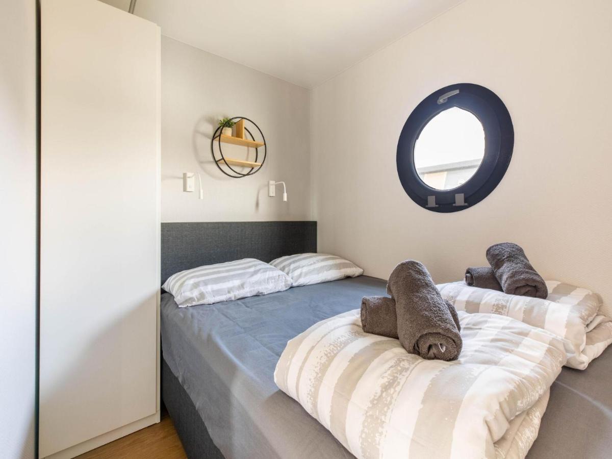 Comfortable Houseboat In Volendam Marina 外观 照片